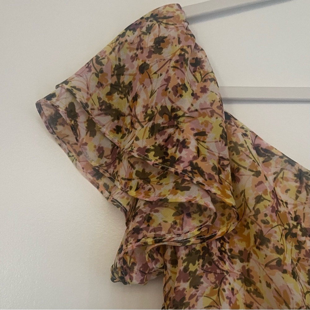 ASTR The Label Ruffle Rushed Mini Dress - Picture 7 of 12